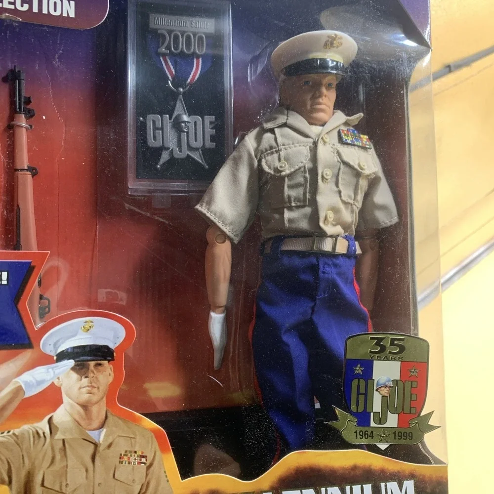 G.I Joe Classic Millennium Salute Hasbro 1999 G.I. Joe's 35th Anniversary SEALED